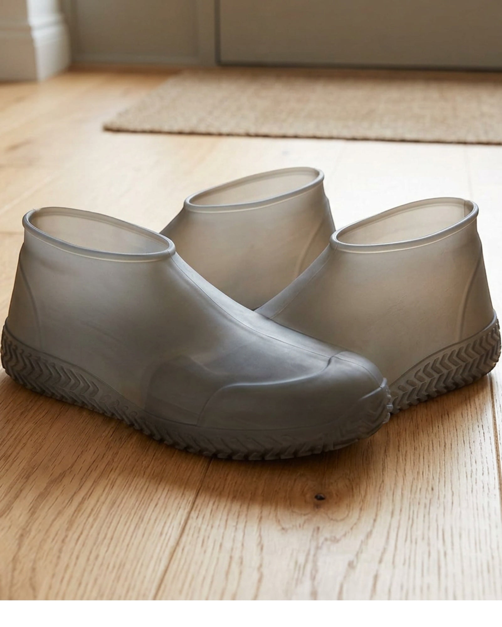 Zwfkg Reusable Silicone Low Cut Shoe Covers Smoke - Lifestyle view